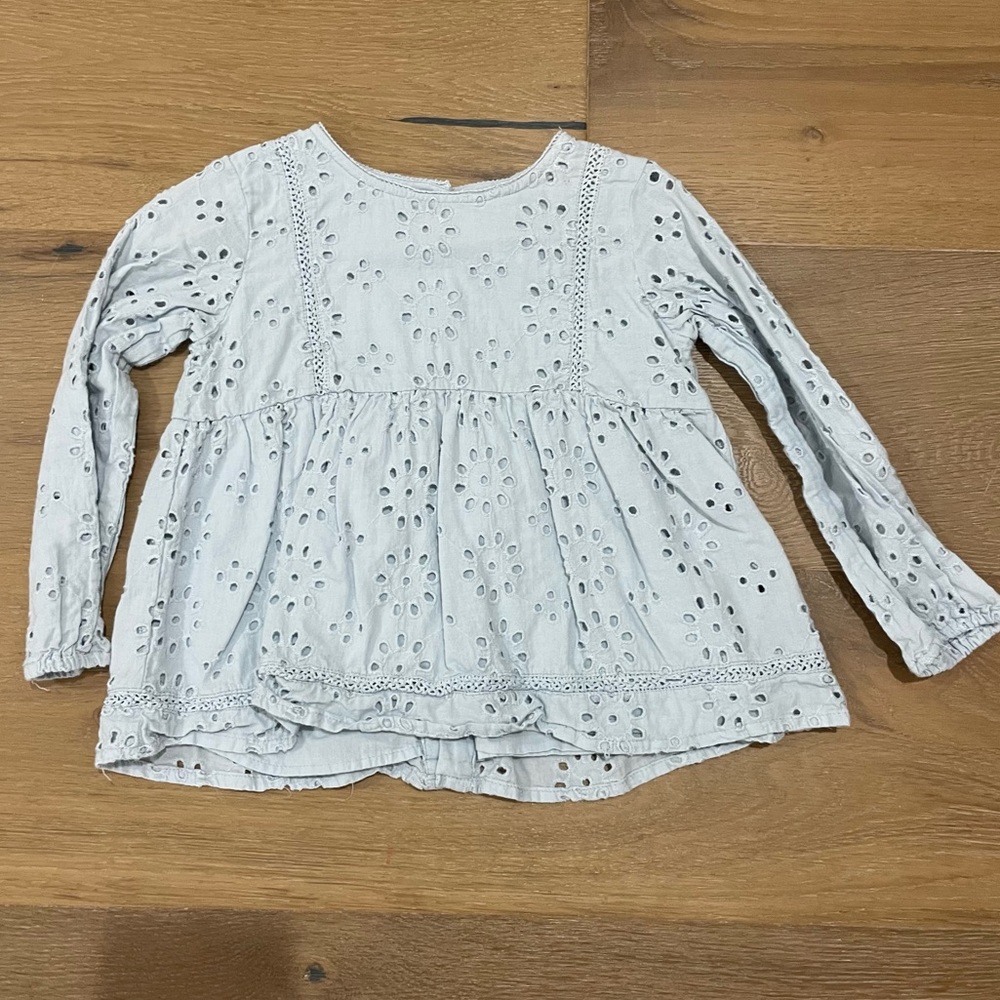 🩷 ZARA | eyelet floral Blouse 3/4